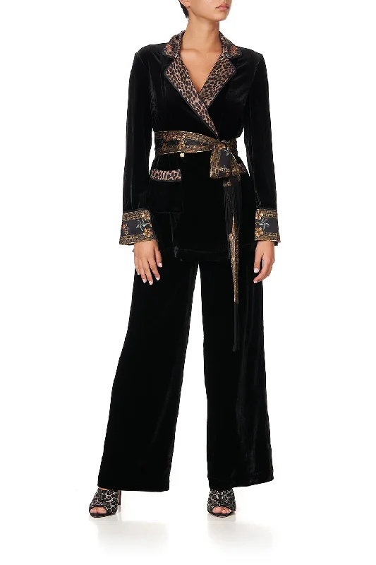 RELAXED JACKET WITH HIP POCKETS ABINGDON PALACE V-Neck Jacket Boat Neck Jacket Square Neck Jacket