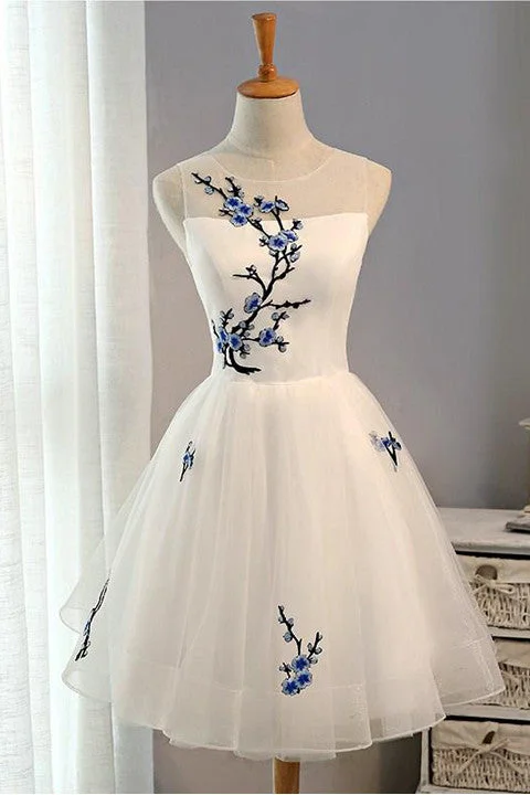 New Arrival Charming Embroidery Flowers Short Homecoming Dress Prom Dresses