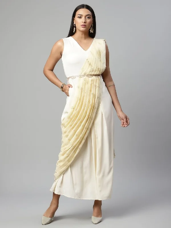 Ahalyaa Women Off White Crepe Georgette Saree Dress With Printed Pallu