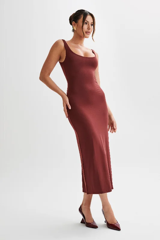 Augustine Slinky Scoop Midi Dress - Wine