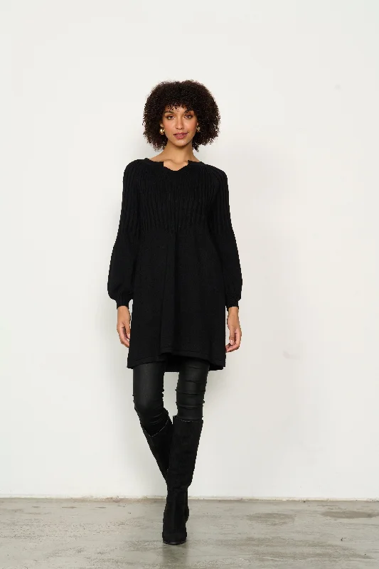 CZ759 Tunic Half rib knit w puff sleeve Black