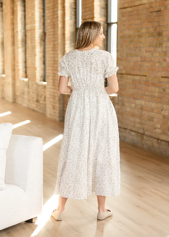 Ditsy Floral Eyelet Trim Maxi Dress