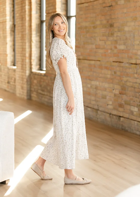 Ditsy Floral Eyelet Trim Maxi Dress