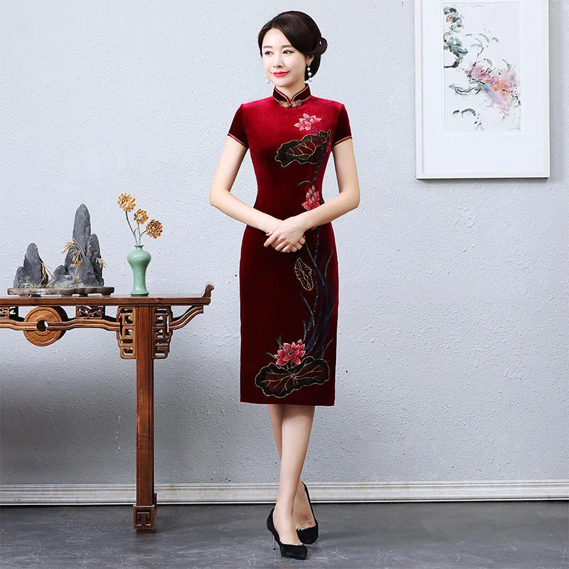 Knee Length Cap Sleeve Floral Embroidery Velvet Cheongsam Mother Dress