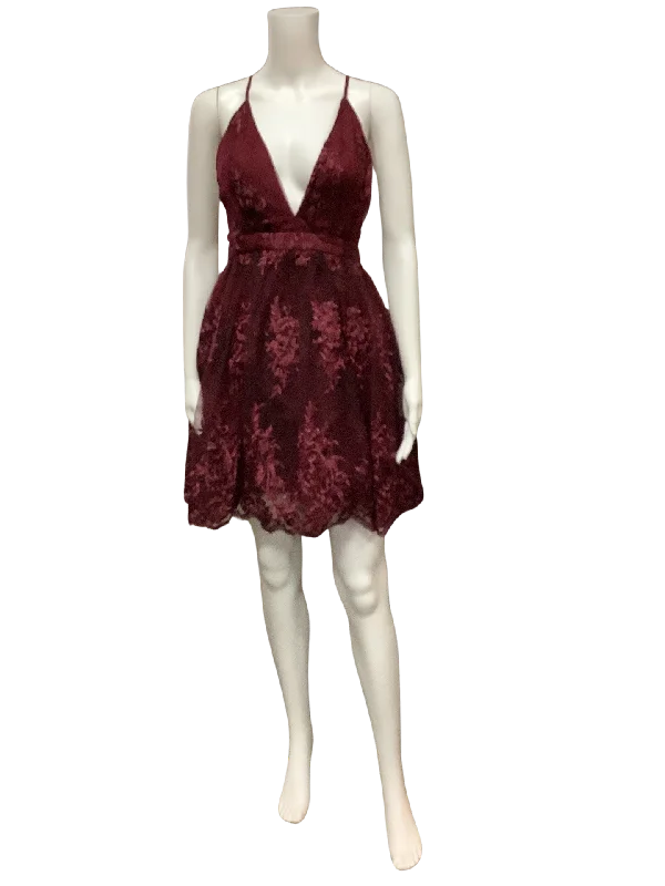 Lulus Women's Dress Maroon Sequin W/Tags Size: M