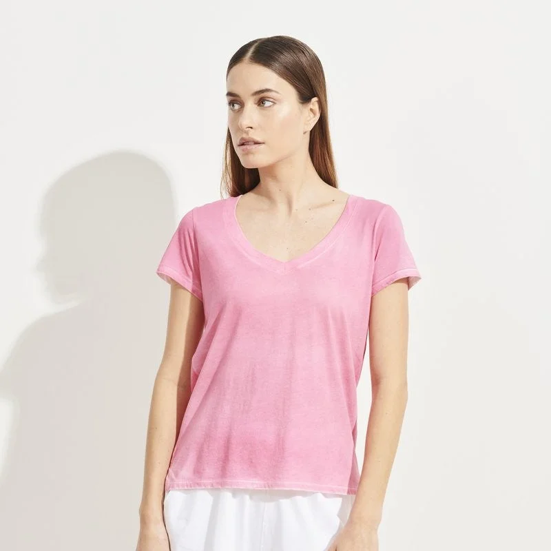 Classic Spray Wash V-Neck (Bazooka)