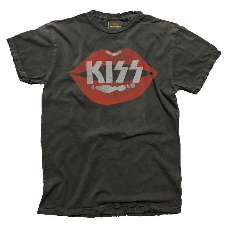 Kiss Tee (Black)