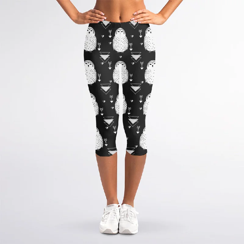 Cute White And Grey Owl Pattern Print Women's Capri Leggings Elegant Printed Leggings with Pockets